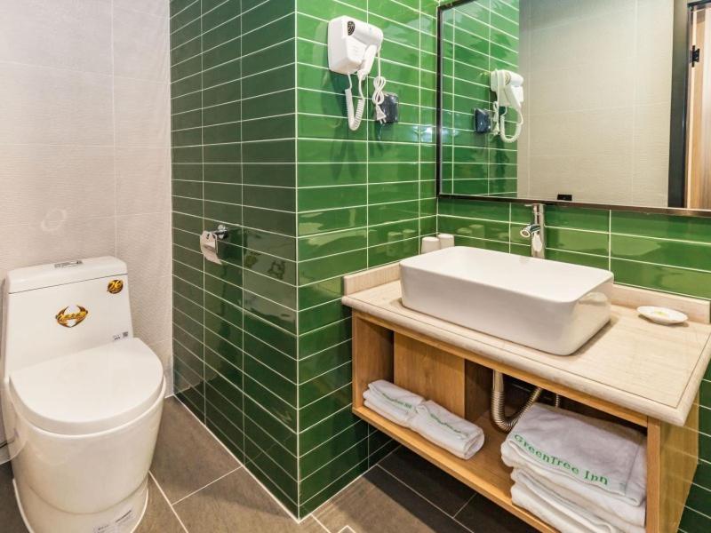 Greentree Inn Dalian Airport New District Xinzhaizi Express Hotel Extérieur photo